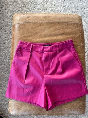 7 for all mankind NWOT High-Rise Pink Pleated Women's Shorts